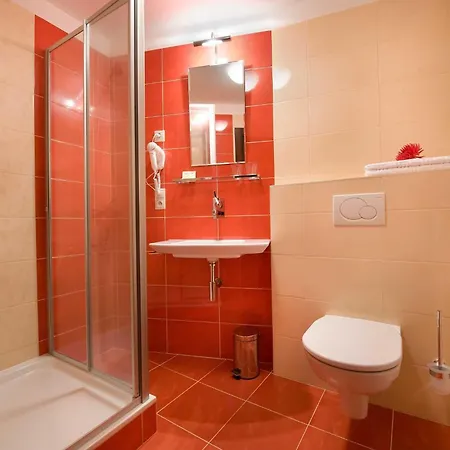 Joseph 1699 Hotel 4*