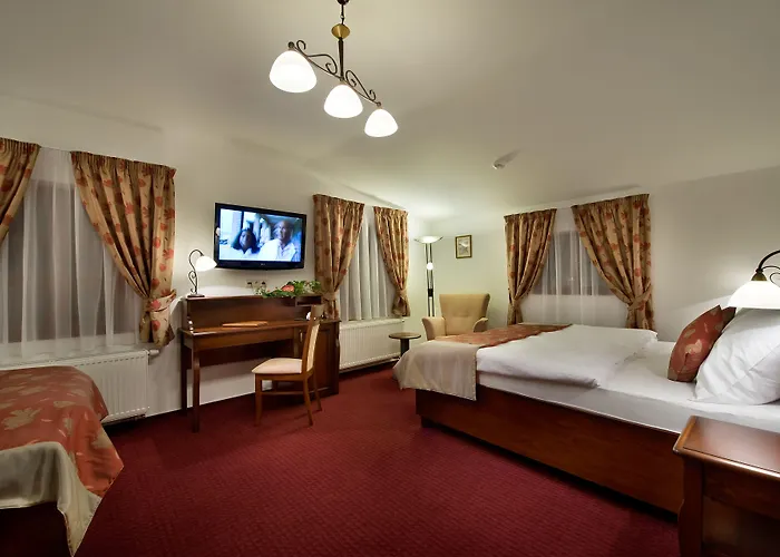 Joseph 1699 Hotel 4*